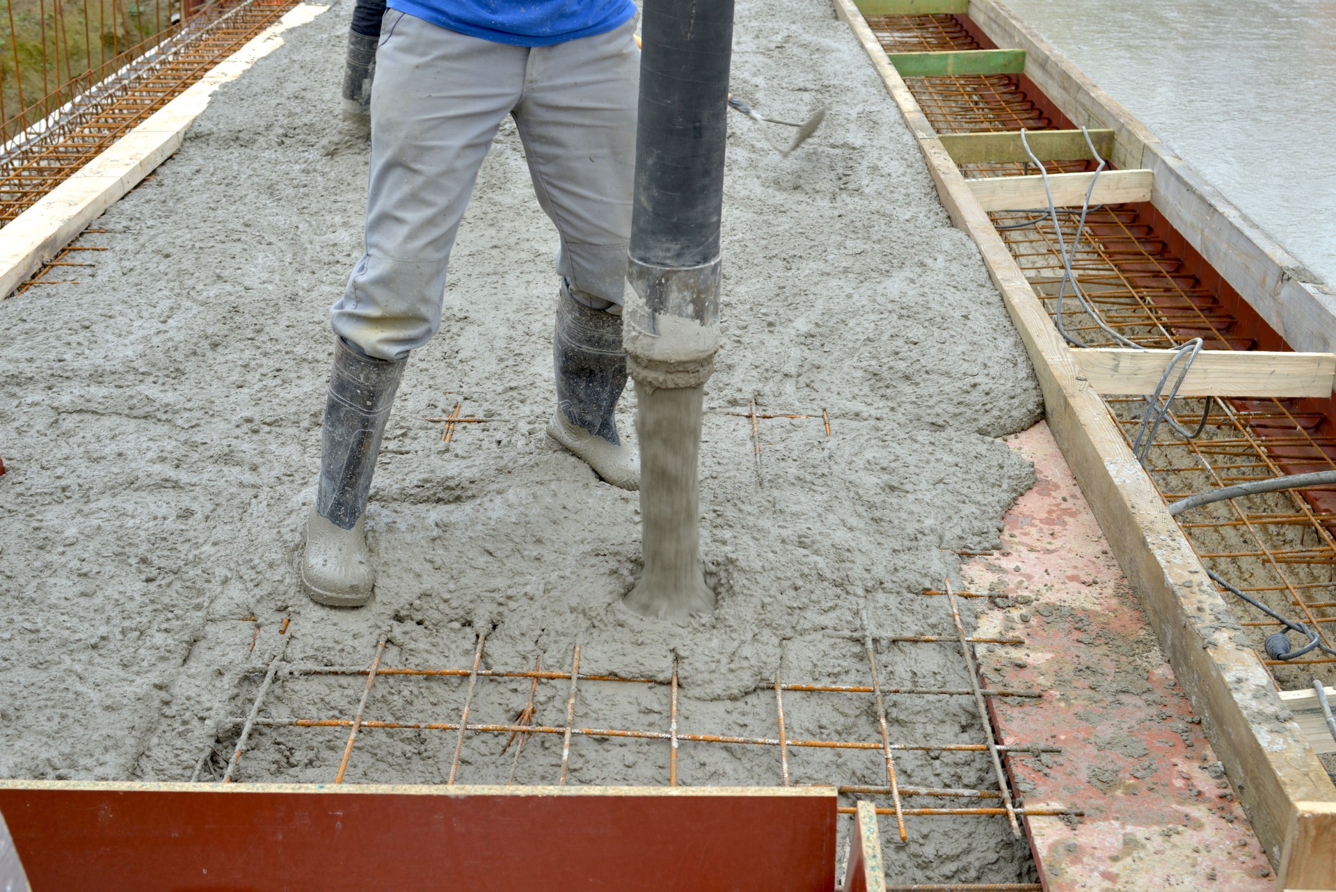 Building cement floor construction works